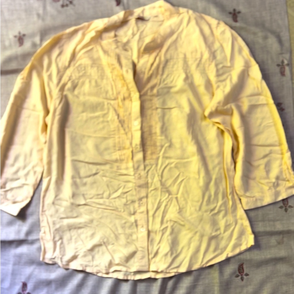 Beige top - Picture 1 of 2